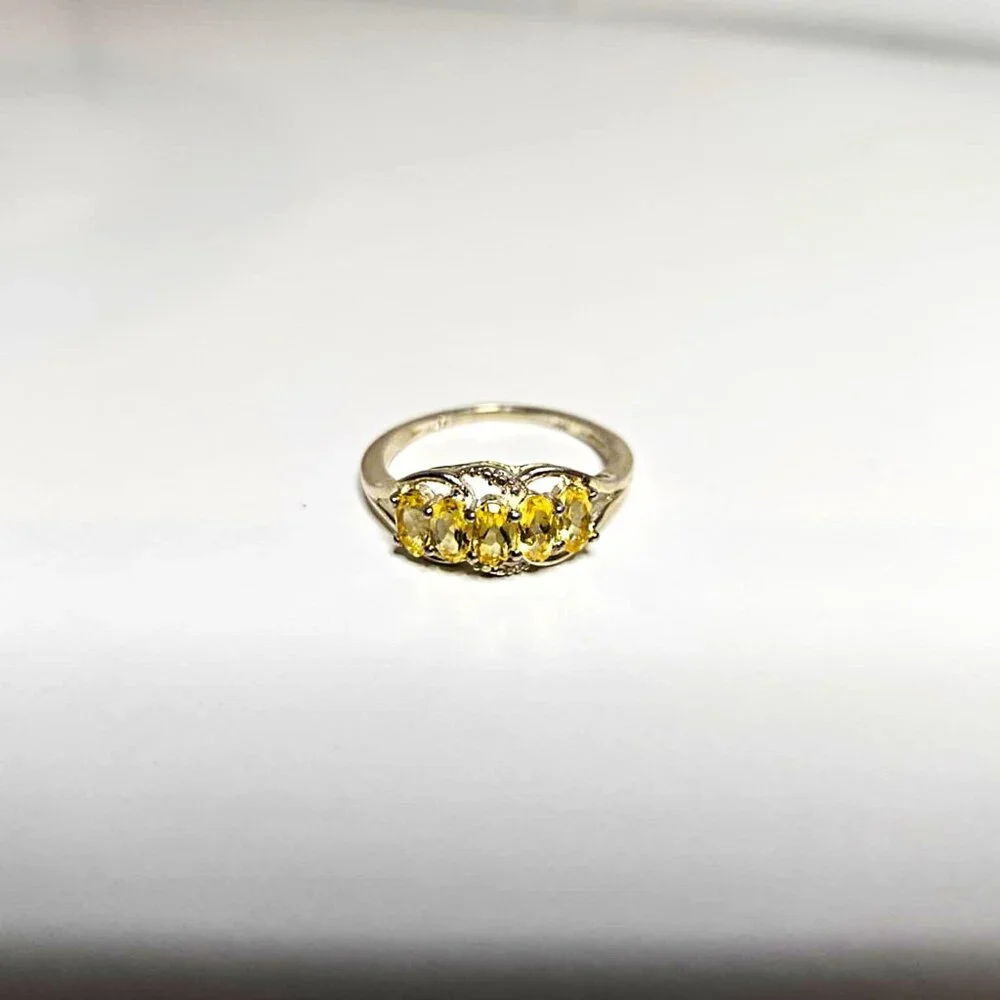 Citrine 5 Stone Ring - Picture 3 of 5